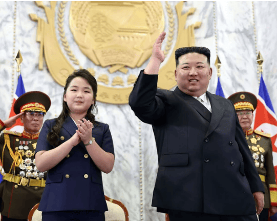 皇冠會員申請_金正恩女儿首登国际舞台皇冠會員申請，引爆接班传闻！英国首相被架空，工党内斗成全武行…