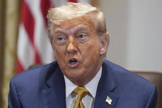 皇冠信用网登3代理_特朗普很想来中国？微妙时刻皇冠信用网登3代理，王毅在北京会见另一位美国客人，3句嘱托意味深长，轰动全球舆论