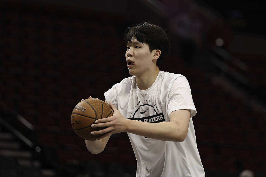 如何申请皇冠信用网
_杨瀚森未登场约基奇21+14+9 NBA杯开拓者险胜掘金