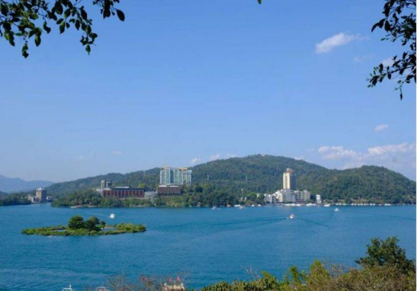 皇冠登3管理出租_解放军进台海皇冠登3管理出租，不到24小时，马英九开始追责，郑丽文摊牌两岸关系！赖清德已经退无可退