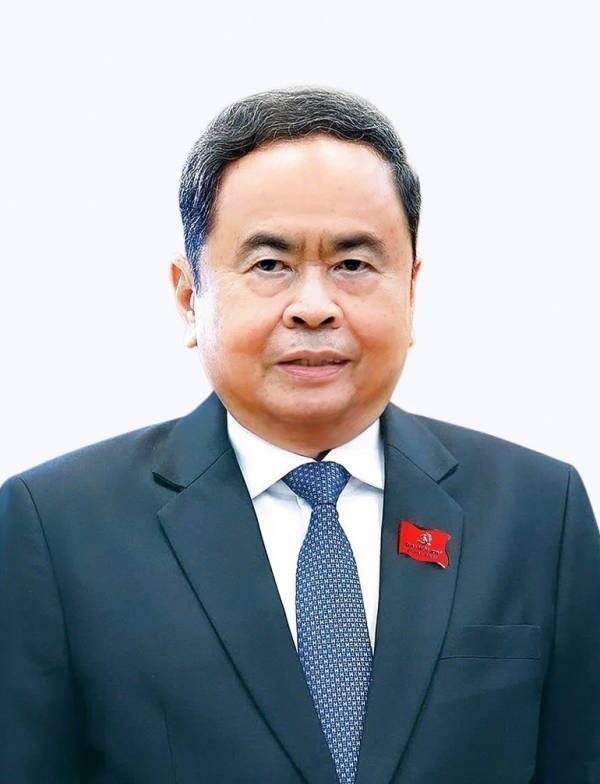 世界杯皇冠平台_越共第十四届中央政治局成员名单公布